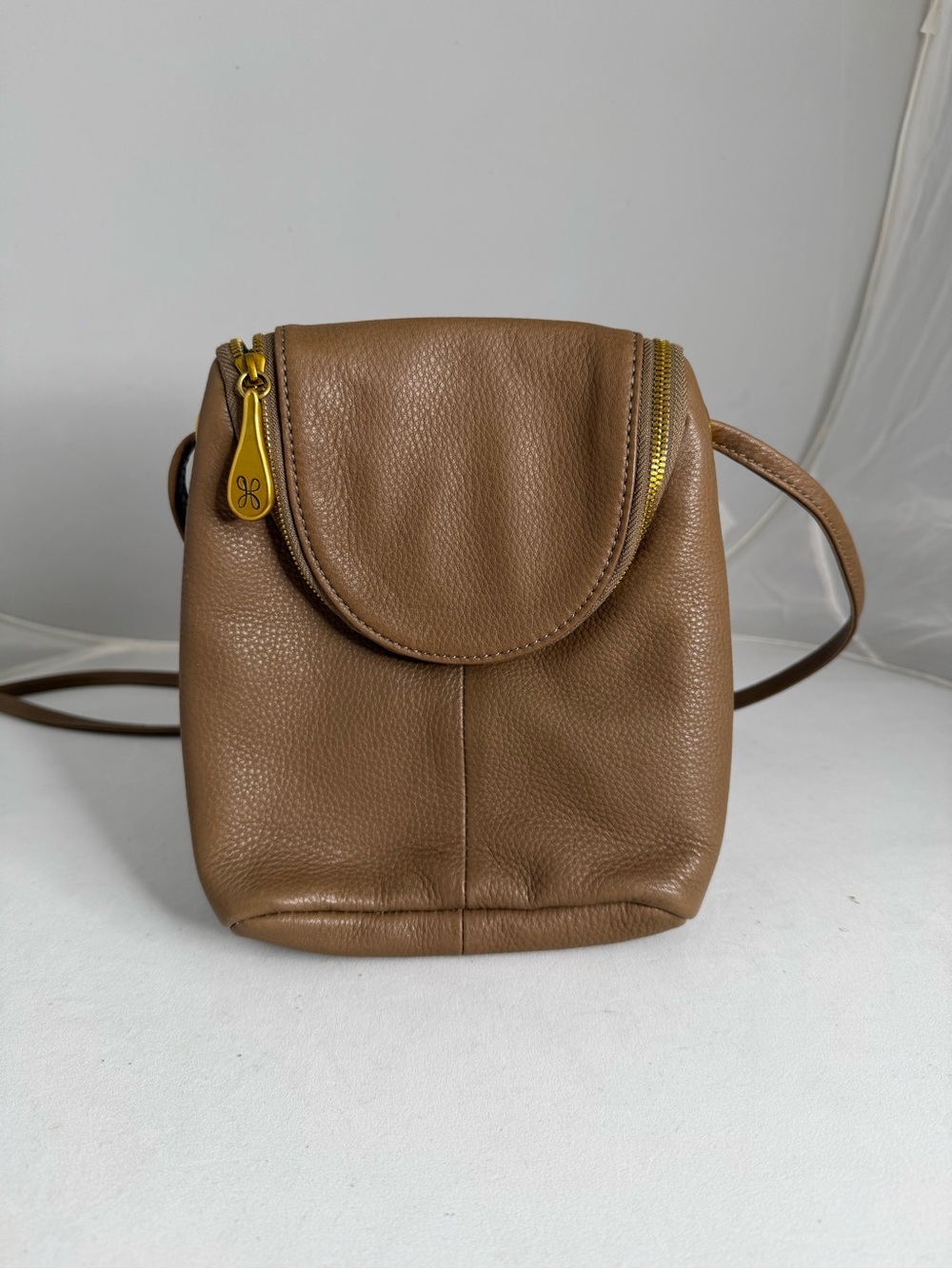 Hobo Fern crossbody pebbled Leather